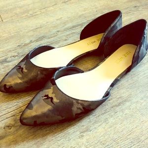 Nine West: flats with a subtle camo print